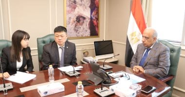 وزير الكهرباء يتفاوض مع “China Energy” لتعزيز شراكات تخزين الطاقة