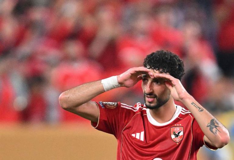 وسام أبو علي يكشف عن طموحاته المستقبلية للانتقال إلى نابولي