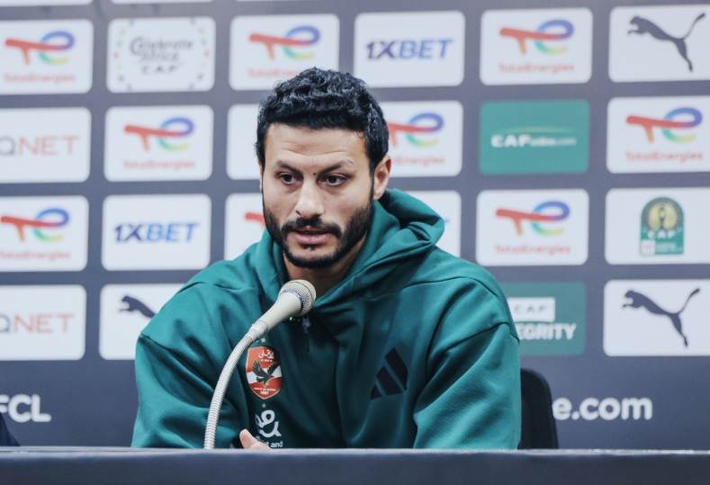 وفاة والد محمد الشناوي: الأهلي واتحاد الكرة ينعون الراحل بكلمات مؤثرة
