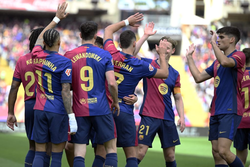 أربعة لاعبين في برشلونة على أعتاب الحرية التعاقدية ابتداءً من يناير 2026
