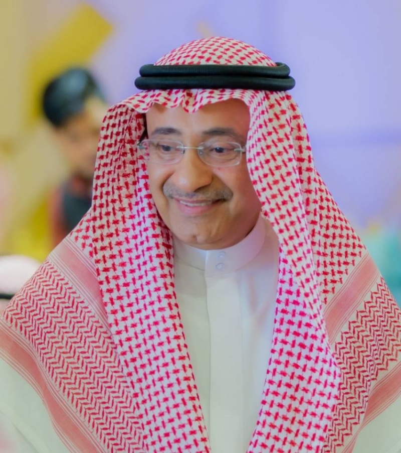 أمين منطقة تبوك يجتمع مع رجال وسيدات الأعمال لتعزيز التعاون الاقتصادي بجدة