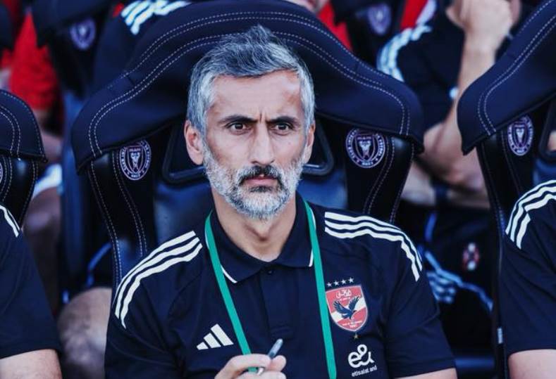 الذكاء الاصطناعي يكشف تحديات الأهلي ويقترح مدربين إثر الضغوط الحالية
