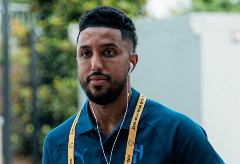 سالم الدوسري يُصاب خلال معسكر منتخب السعودية في التشيك ويثير القلق